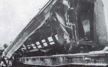 杨庄列车相撞事故现场照片，由于司机睡着而造成的特大事故