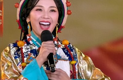 ​央视春晚第二次联排，明星亮相，网友坐不住了：今年春晚一定看！